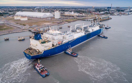 Volvió a operar el puerto regasificador en Bahía Blanca para abastecer la demanda invernal