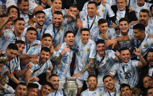 La "conexión Maradona" inspiró un posible choque intercontinental entre la Argentina e Italia