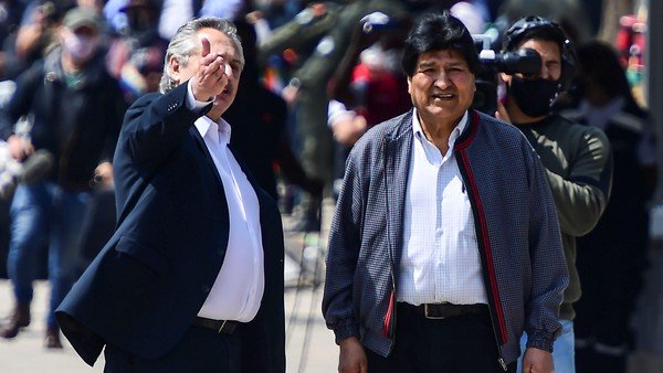 Más contradicciones en la acusación K a Mauricio Macri de enviar "material bélico" a Bolivia
