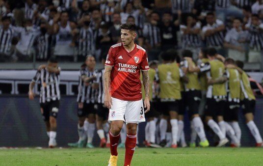 Por primera vez en 15 años, no hay equipos argentinos en las semifinales de la Libertadores o Sudamericana