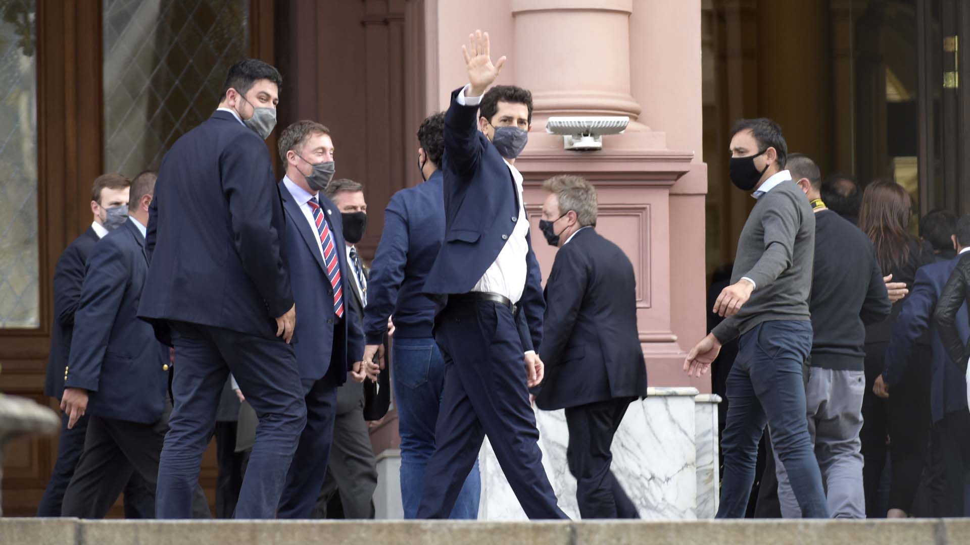 salida casa rosada jura funcionarios