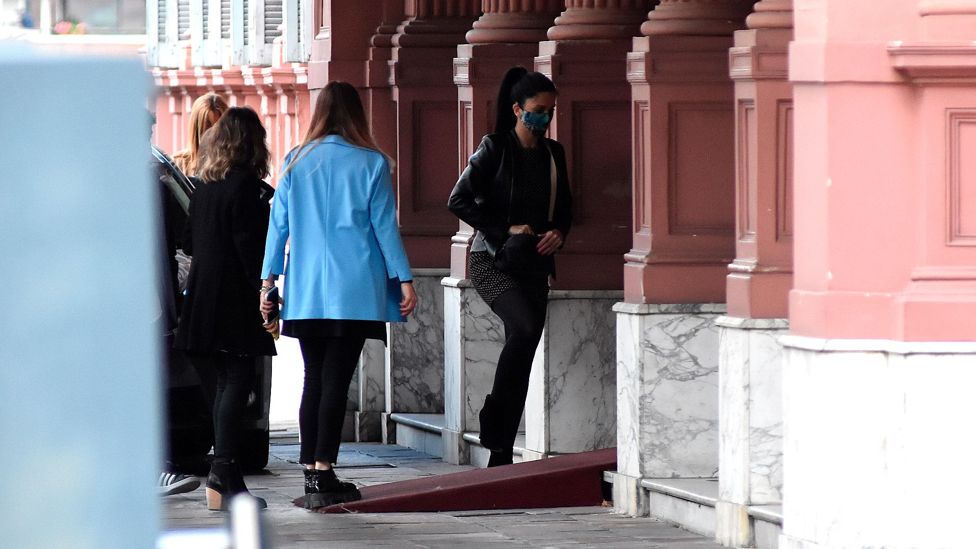 Jura de ministros funcionarios casa rosada loana volnovich