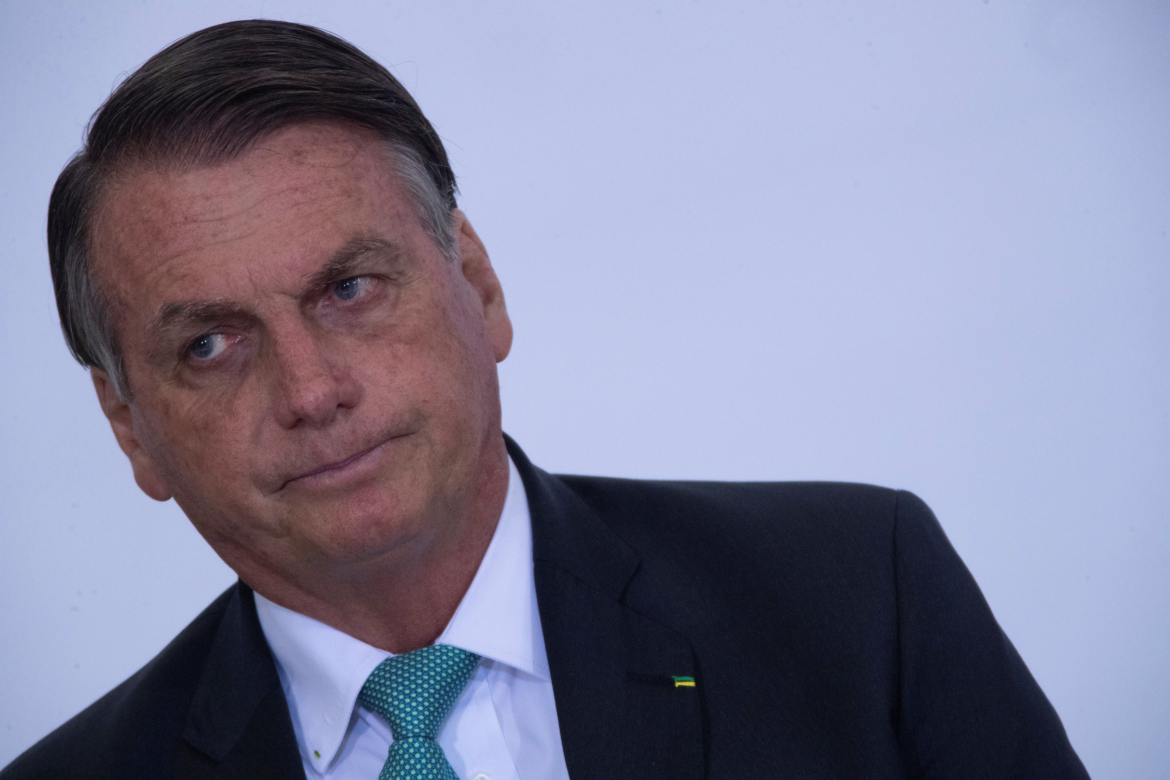 Jair Bolsonaro, presidente de Brasil: el movimiento del real le pone presión a la estrategia del Central de aumentar apenas 1% por mes el tipo de cambio oficial (EFE/ Joédson Alves) 