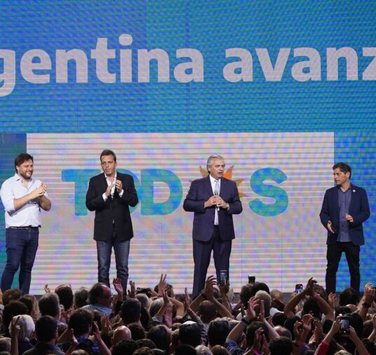 El Gobierno perdió Buenos Aires y otras 14 provincias: se queda sin el control del Senado