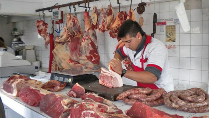 Inflación del conurbano: la carne encabezó los aumentos de noviembre con picos de 17% en cortes populares