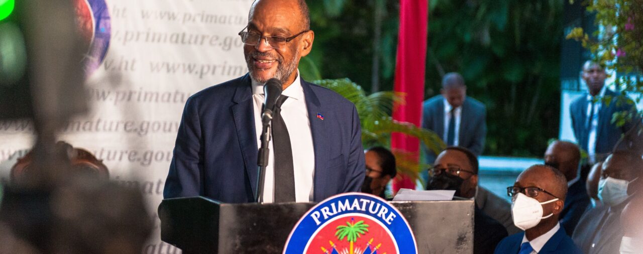 Al menos un muerto en ataque de grupo armado contra primer ministro de Haití