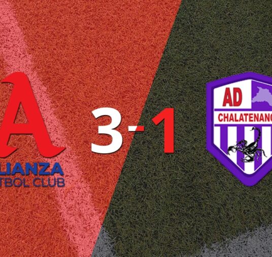 Alianza FC goleó a Chalatenango por 3 a 1