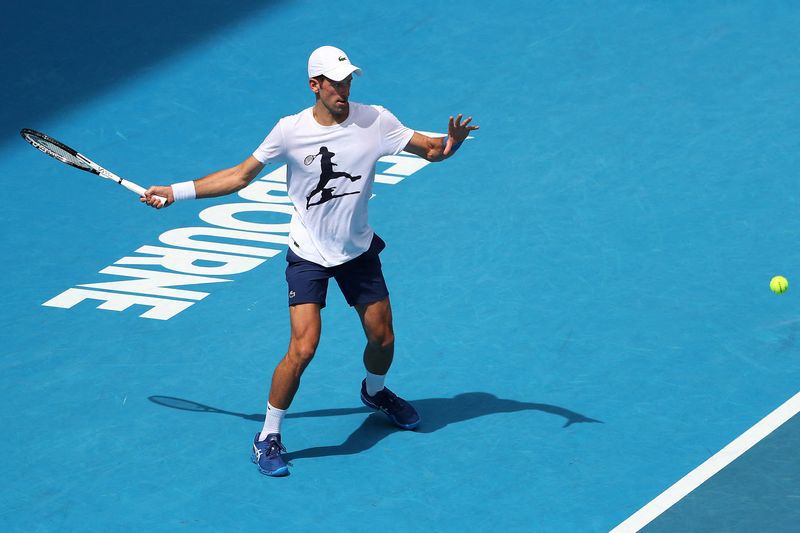 Djokovic aun no sabe si jugará el Abierto de Australia