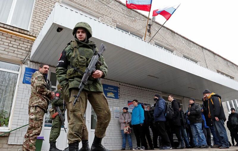 Bolsas europeas caen luego de que Ucrania decreta el estado de emergencia