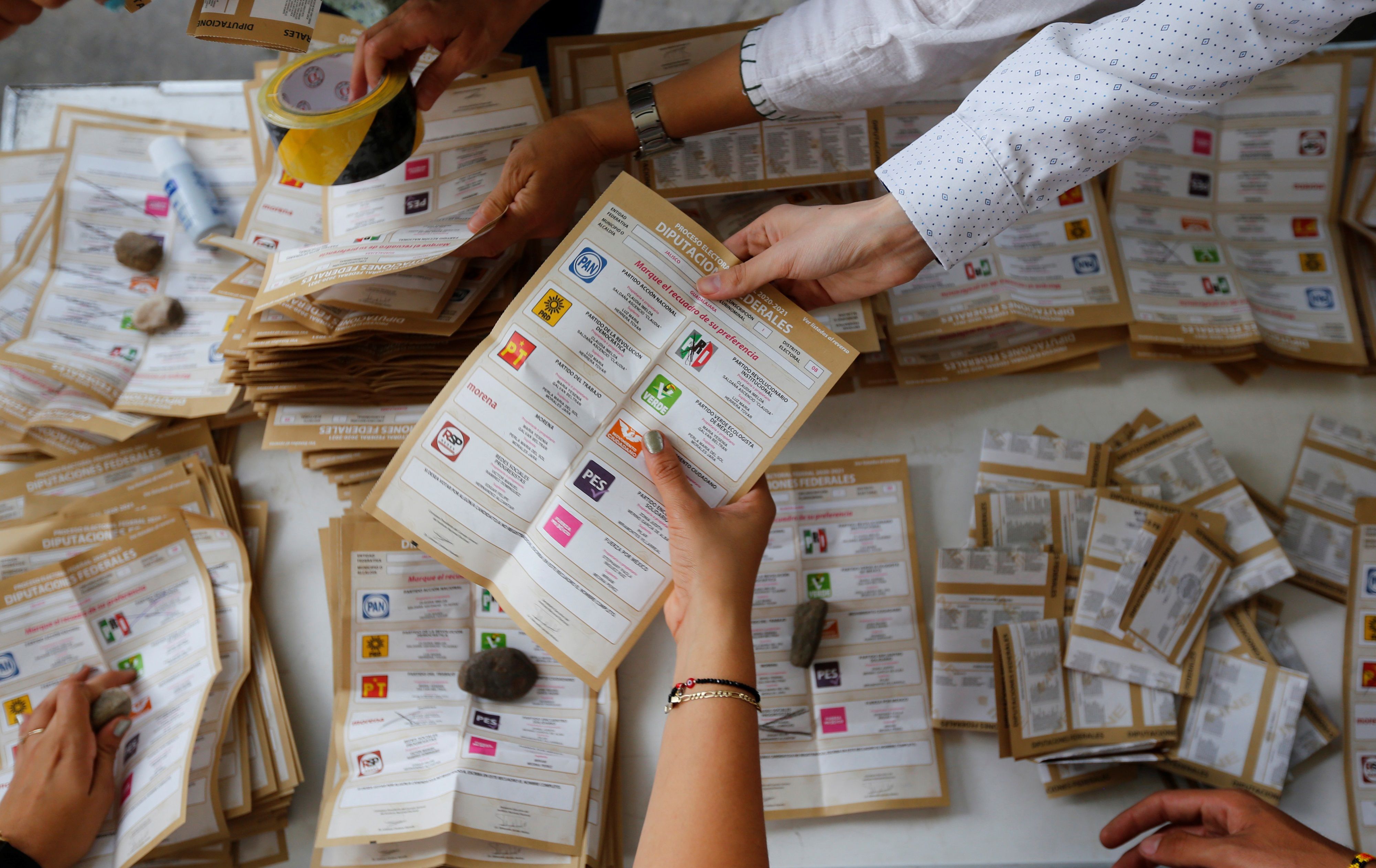 El próximo 5 de junio de 2022 los mexicanos volverán a las urnas para participar en las elecciones ordinarias en seis estados de la República (EFE/ Francisco Guasco) 
