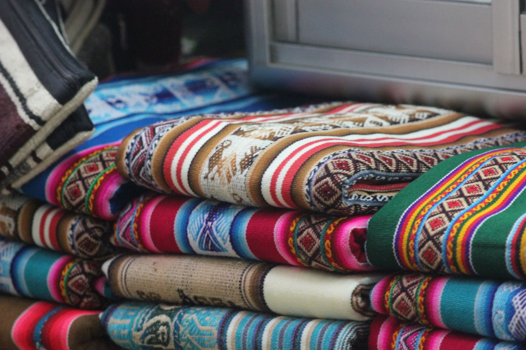 Los despachos al exterior de mantas textiles presentaron un ligero crecimiento de 4.5% en los primeros cuatro meses del año.