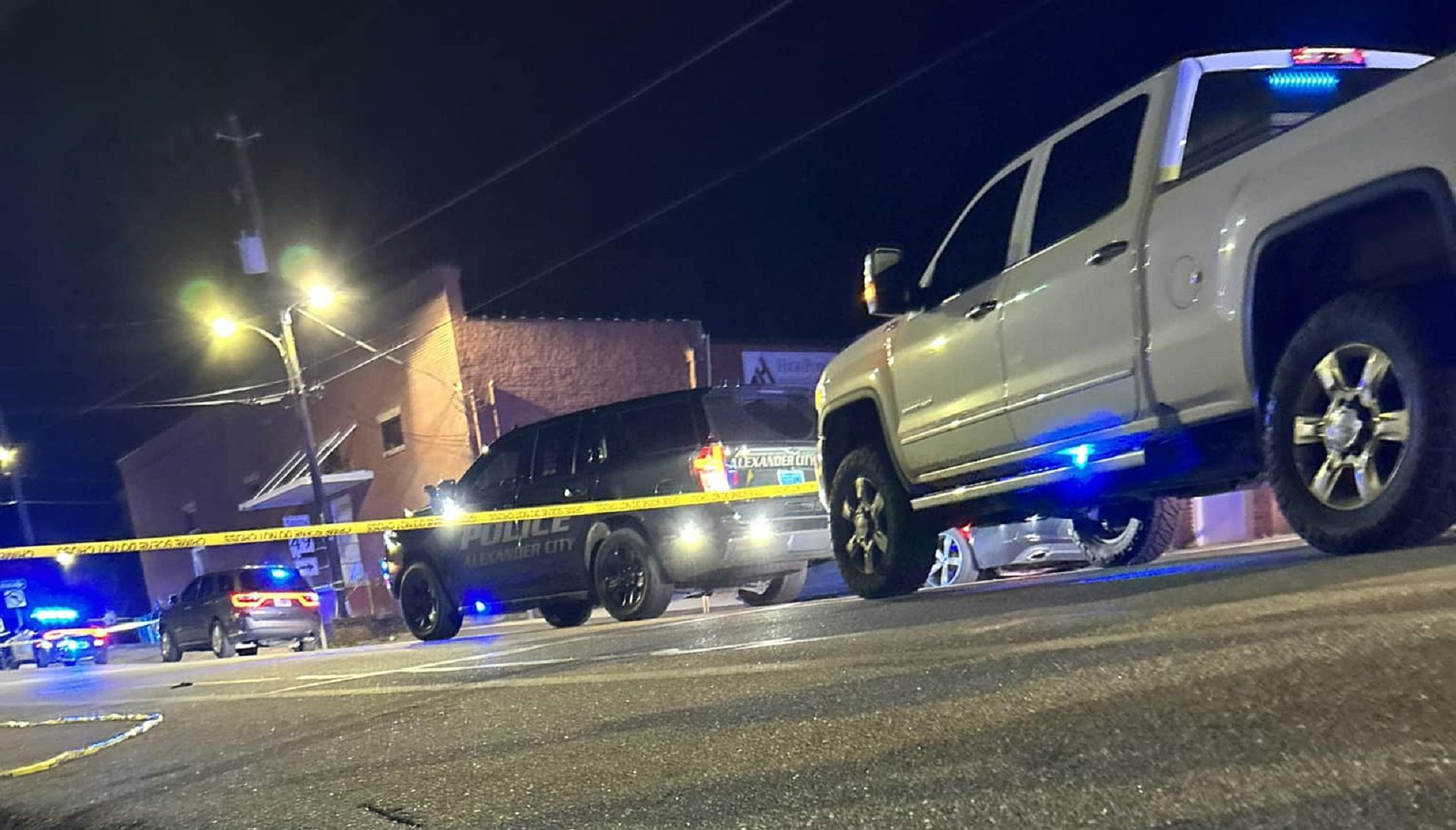 Policía en Dadeville (foto: Facebook/charles.reese.9406)