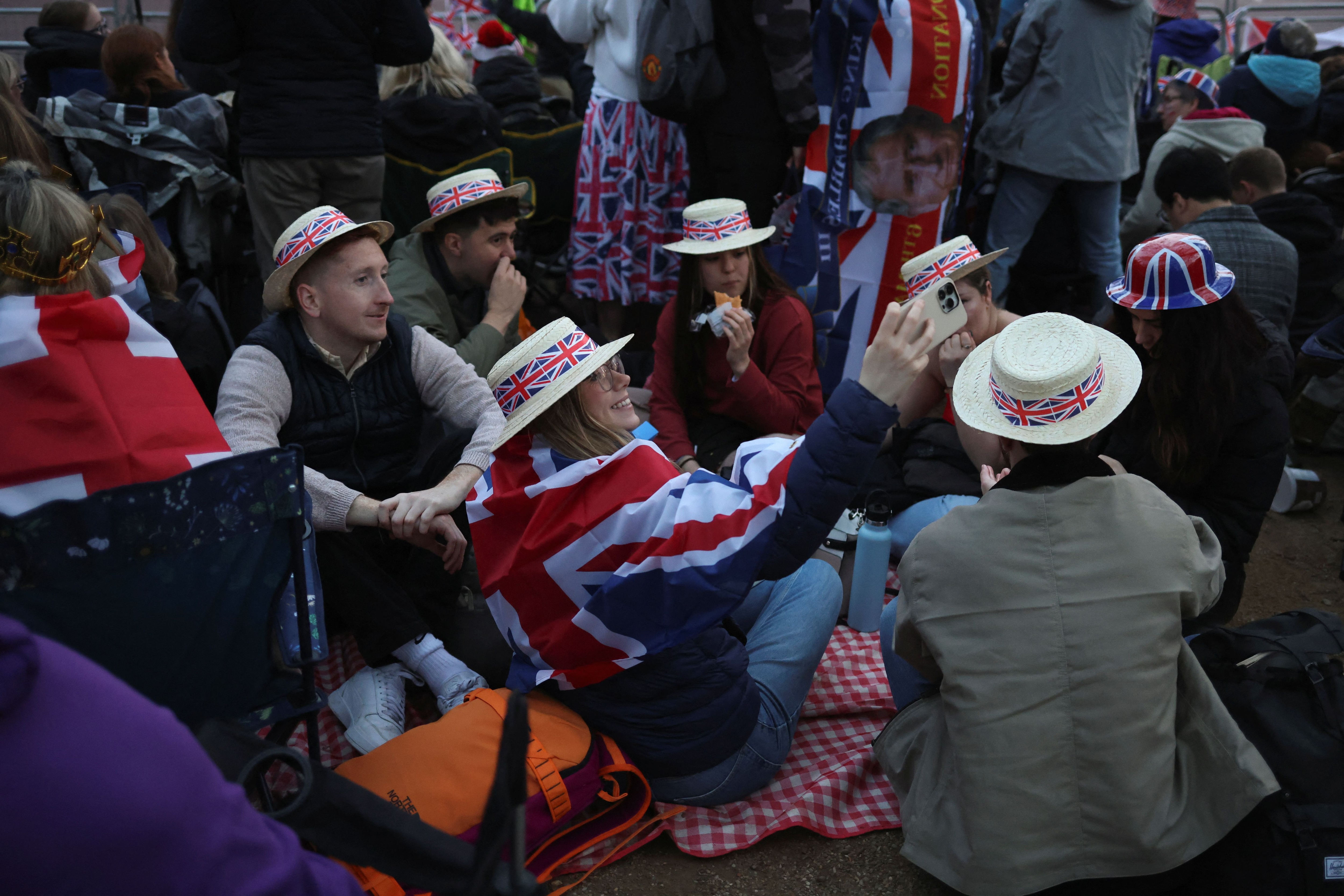 La ceremonia, que tendrá como momento culminante la imposición de la corona por parte del arzobispo de Canterbury, primado de la Iglesia Anglicana, tendrá una duración estimada de unas dos horas. (REUTERS)