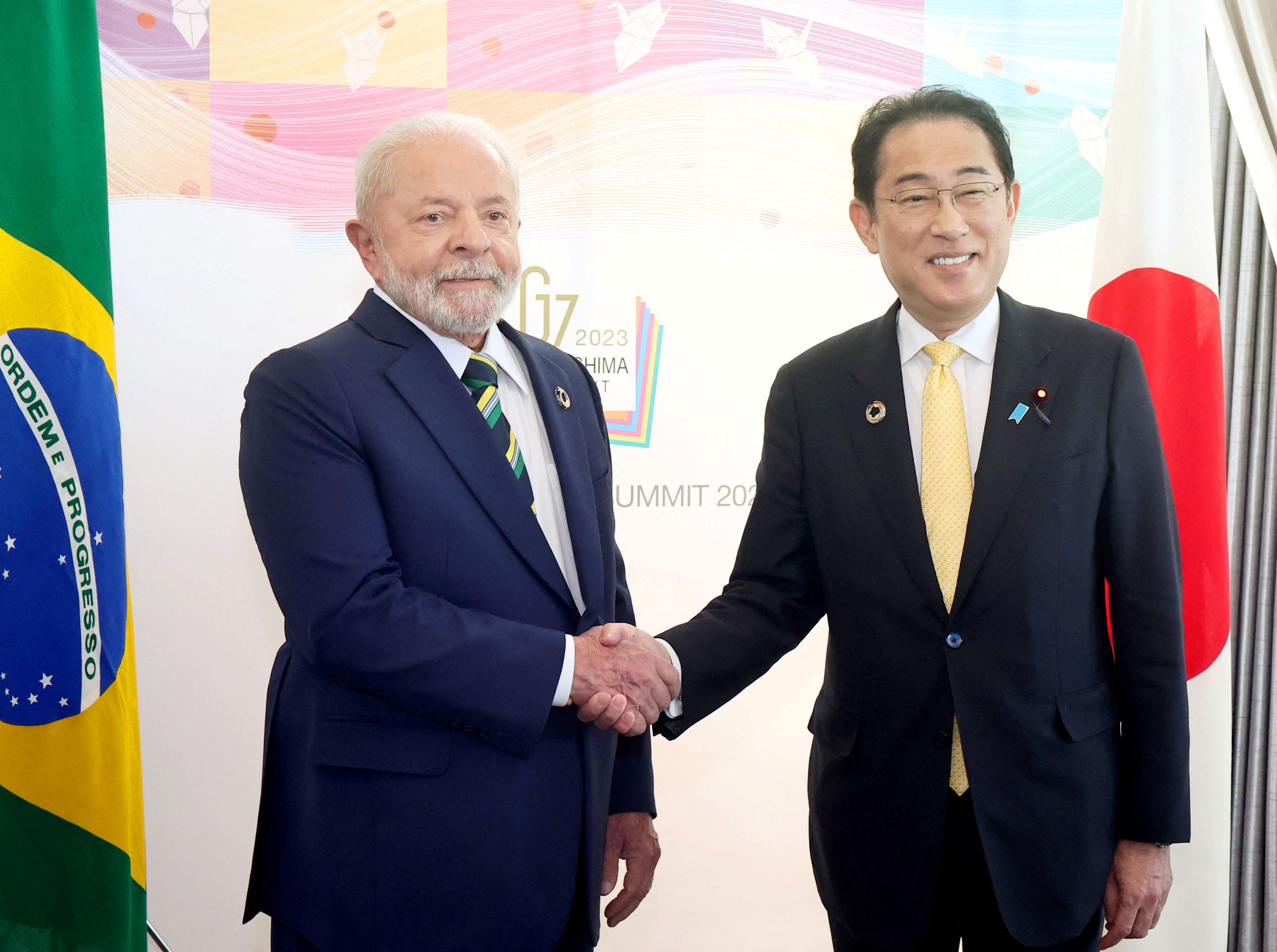 Japón promete a Lula da Silva aprobar la exención de visado turístico para brasileños. (REUTERS)