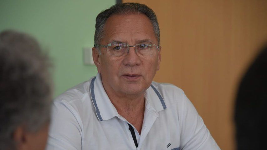 Alberto Descalzo lleva 28 años al frente de Ituzaingó. En estas PASO, el candidato será su hijo Pablo