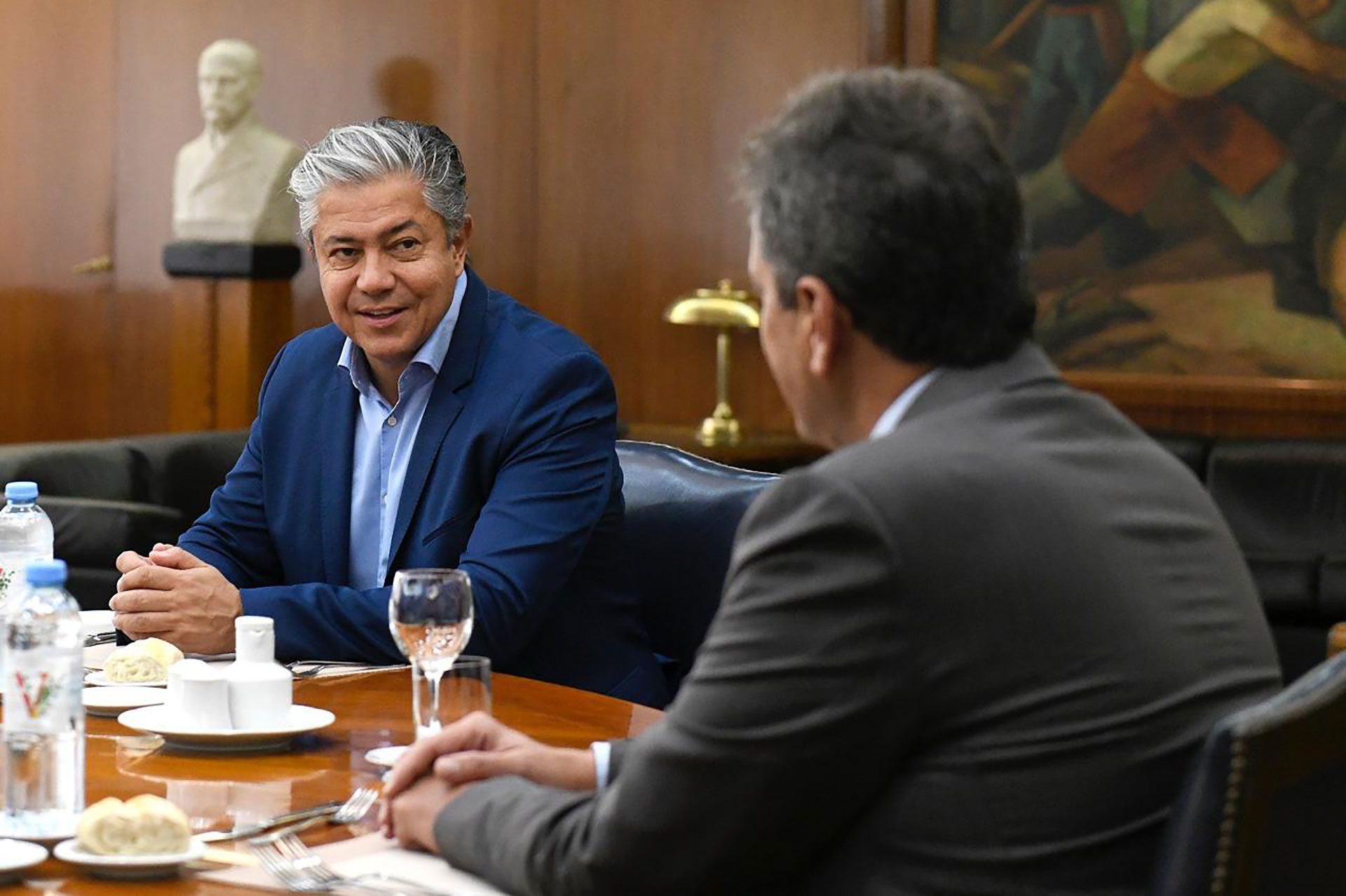 Tras las victorias en Río Negro y Neuquén, Sergio Massa se reunió con los gobernadores electos en el Palacio de Hacienda