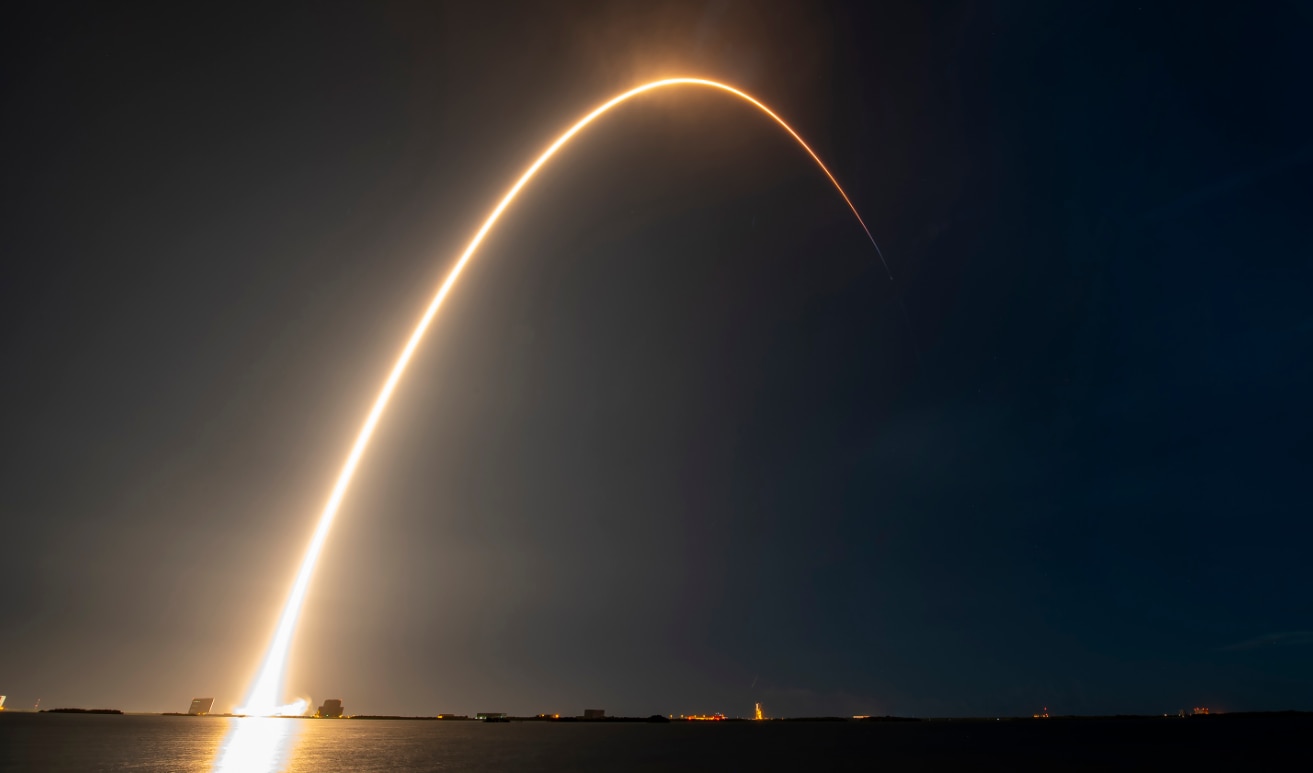 SpaceX lanzó con éxito el satélite Intelsat G-37 para mejorar los servicios de telecomunicaciones en Norteamérica
