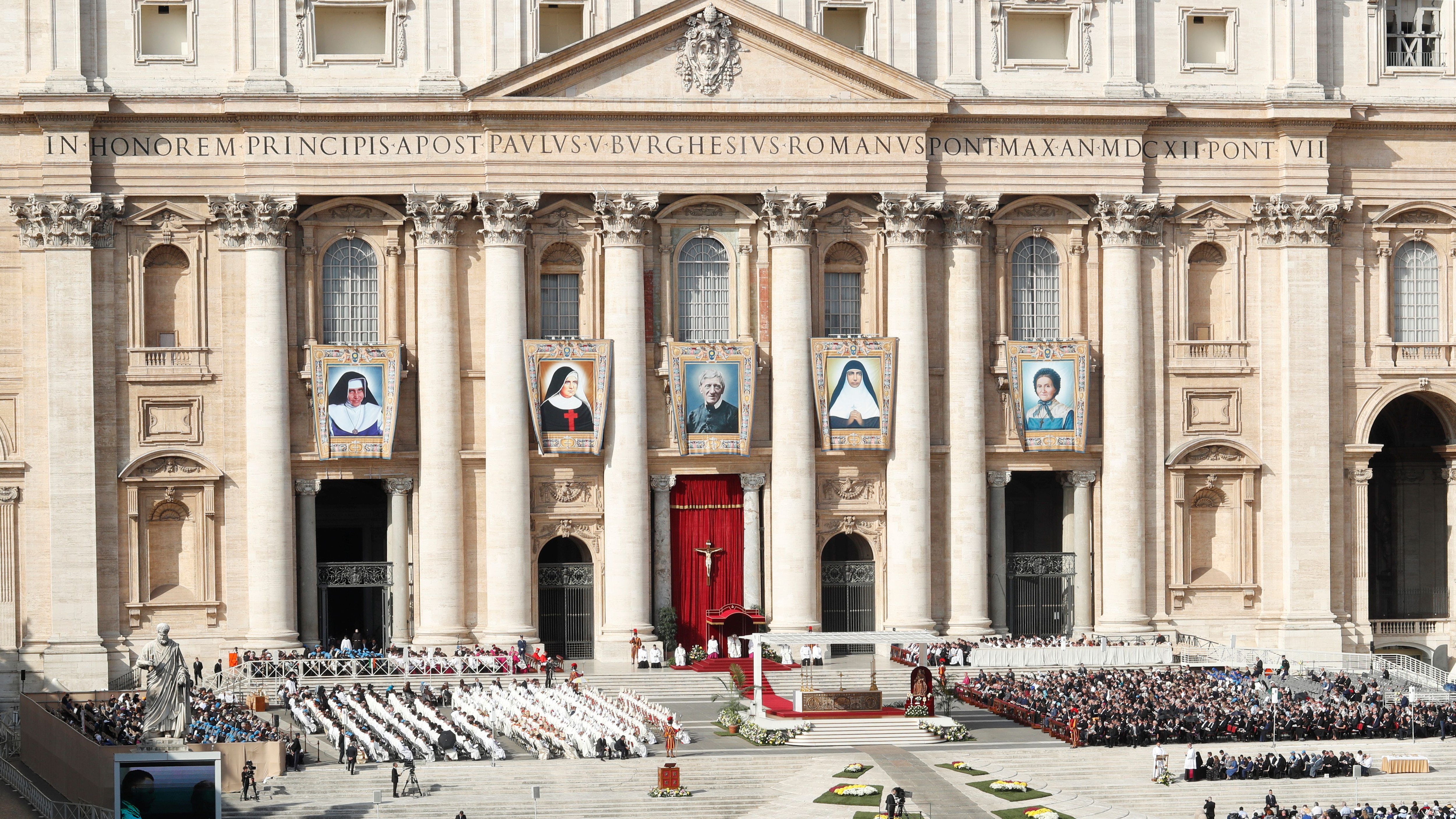 Vista general de una Misa en el Vaticano. (Reuters/Remo Casilli)