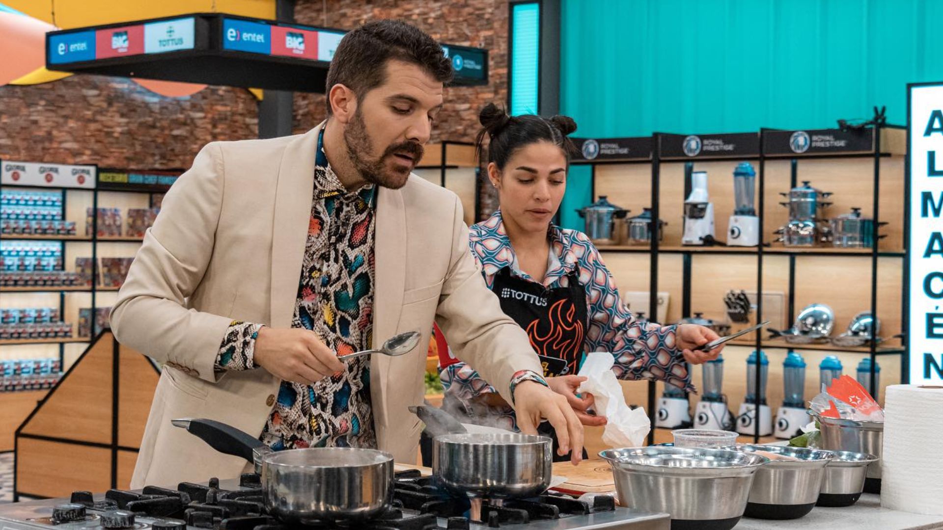 Sirena Ortiz se salva de la eliminación en 'El Gran Chef Famosos'. (El Gran Chef Famosos)