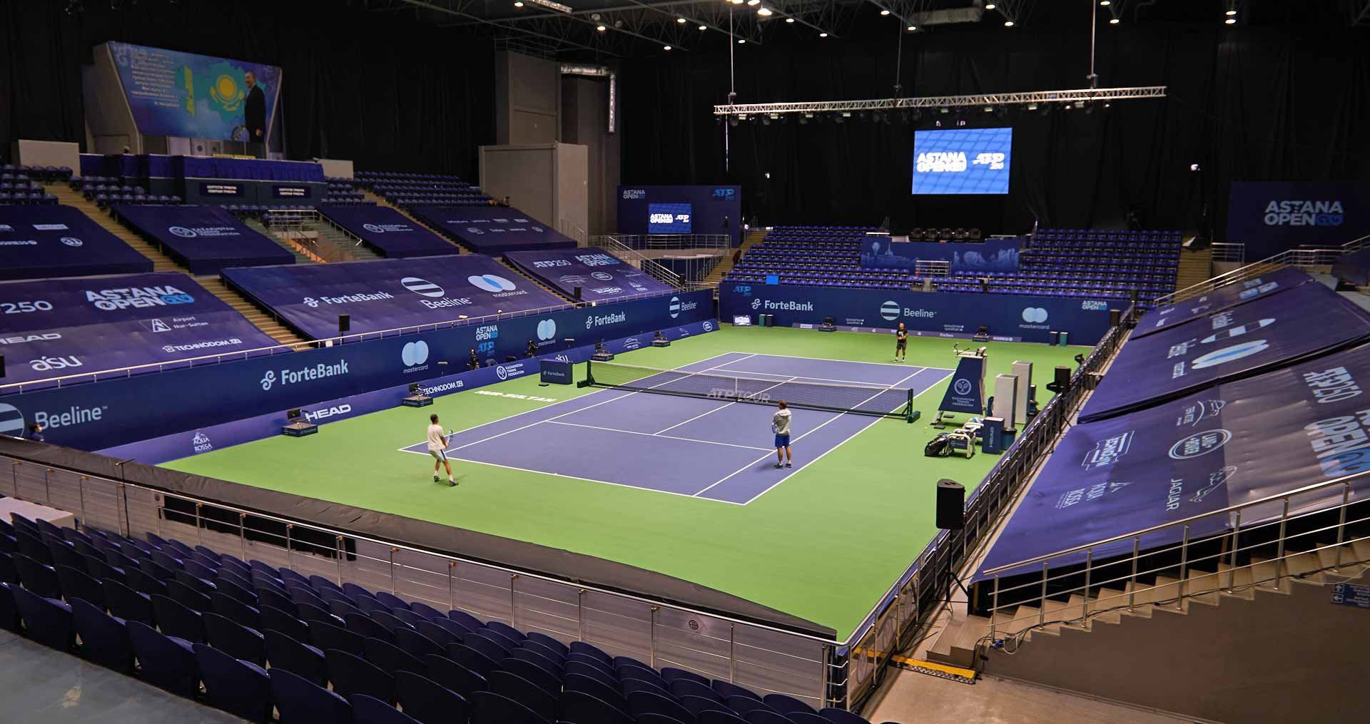 En la cancha central del Daulet National Tennis Centre, Juan Pablo Varrillas hará su debut en el ATP 500 de Astana.