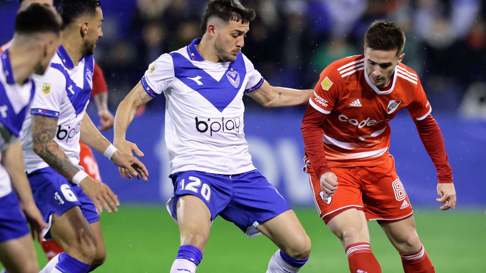 river-plate-pierde-1-0-ante-velez-en-su-visita-a-liniers-por-la-zona-a-de-la-copa-de-la-liga