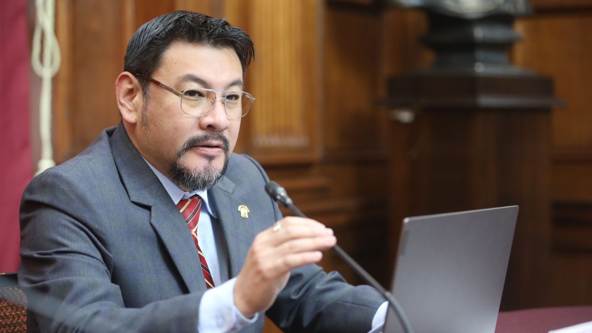 Luis Cordero Jon Tay también tiene una denuncia en la Comisión de Ética por su presunta participación en la red de espionaje de 'El Español'. Foto: Congreso