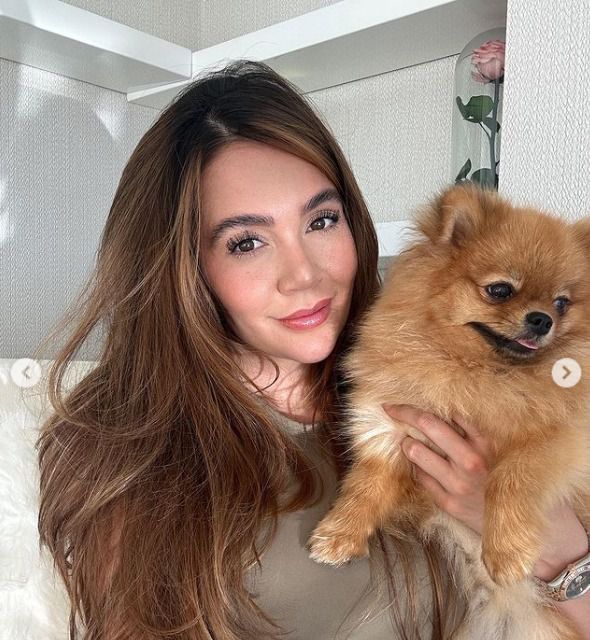 La actriz reveló que su perrita Frida falleció de manera repentina - crédito @linatejeiro / Instagram