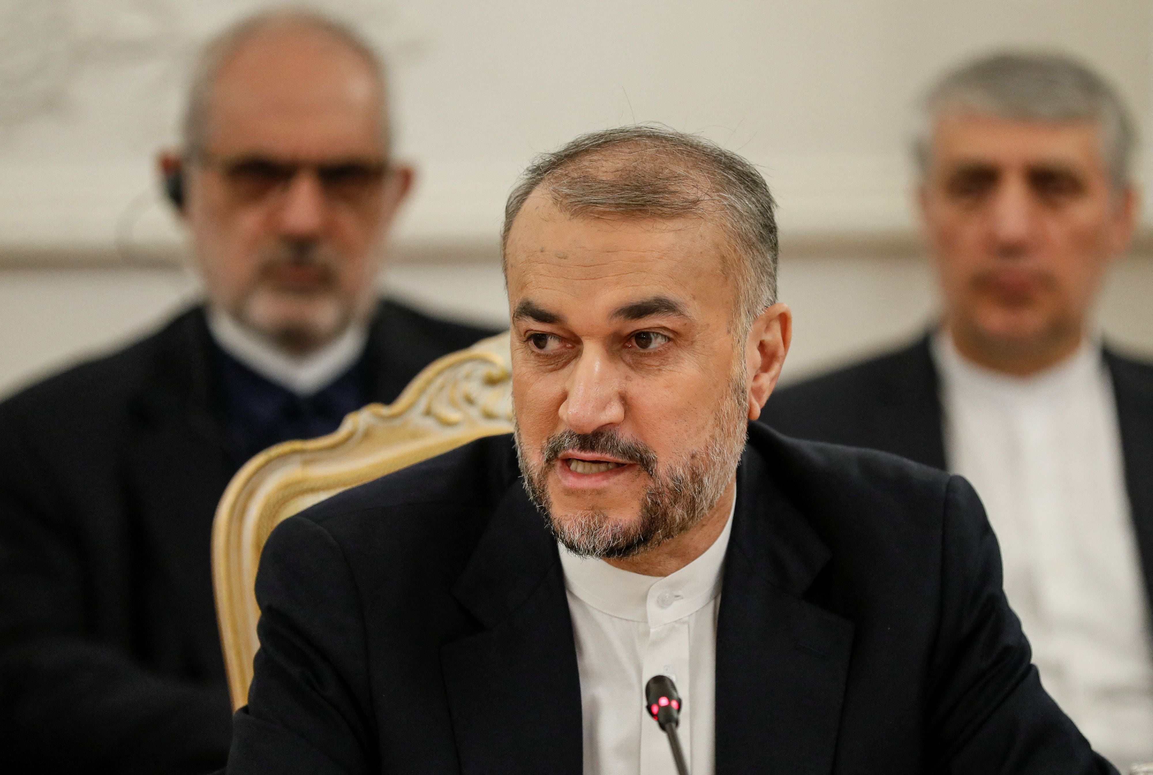 El ministro de Asuntos Exteriores de Irán, Hossein Amir-Abdollahian, asiste a la reunión anual de los Estados ribereños del mar Caspio, conocida como los "Cinco del Caspio", celebrada en Moscú, Rusia, el 5 de diciembre de 2023. Yuri Kochetkov/Pool vía REUTERS