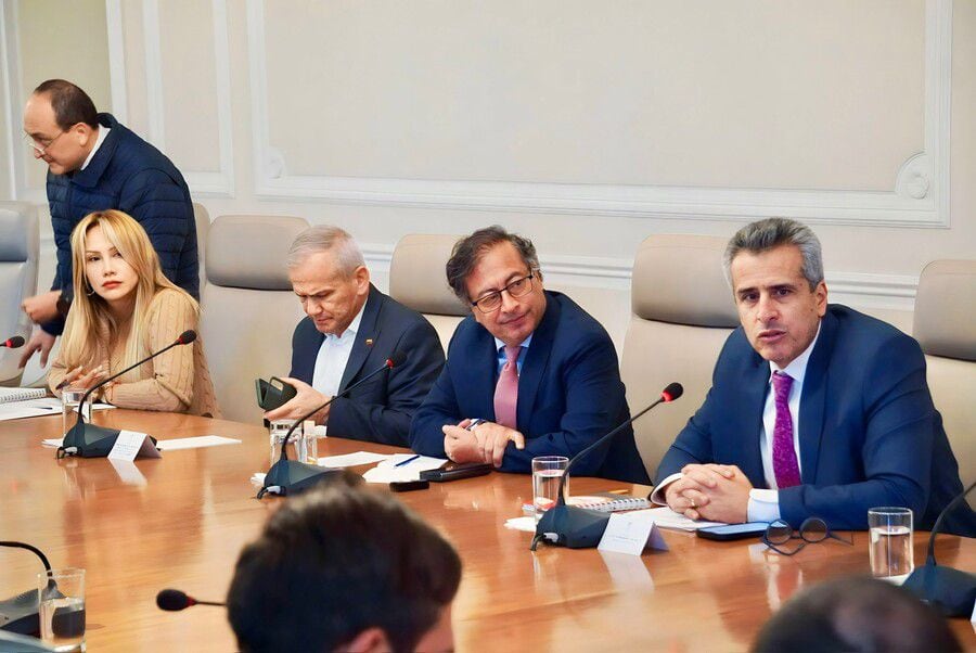 El presidente Gustavo Petro convocó una gran reunión con los funcionarios del Gobierno nacional