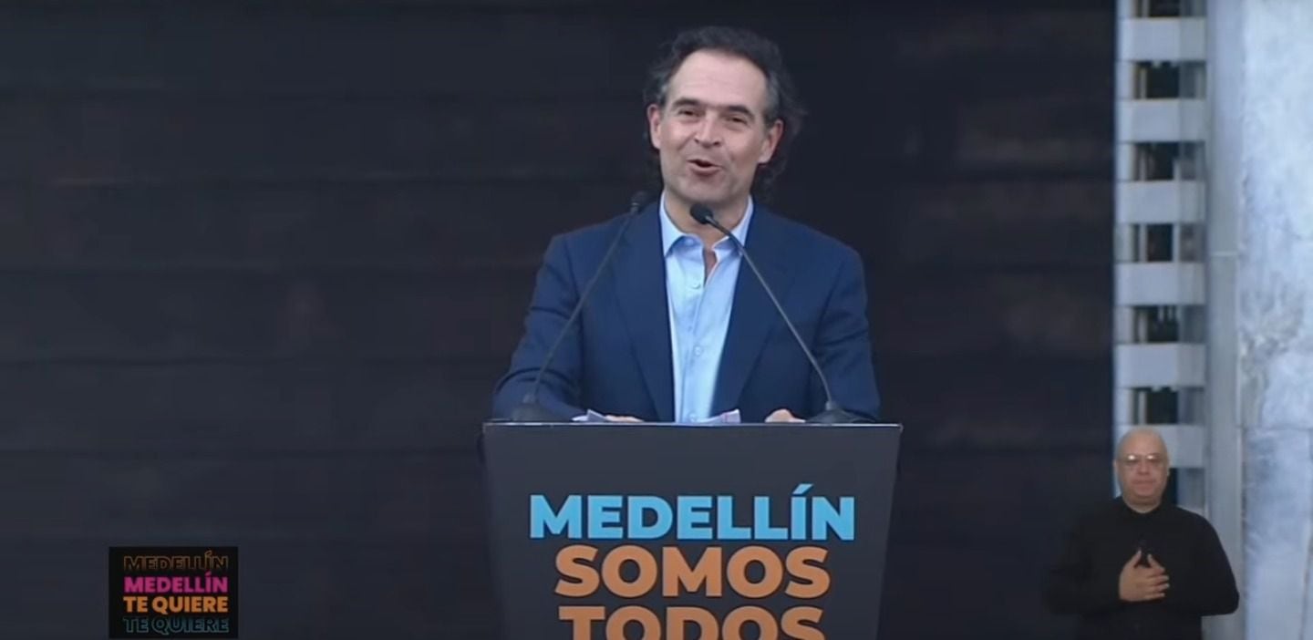 Fico Gutiérrez ya es alcalde de Medellín