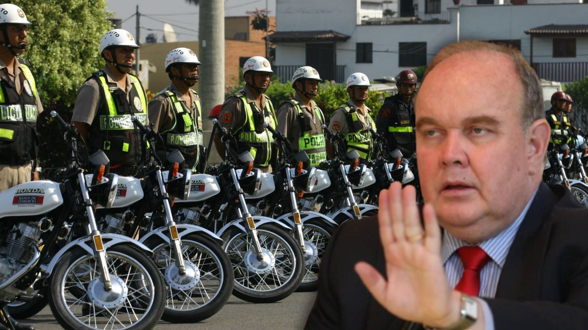 El alcalde de Lima, Rafael López Aliaga, no sabe qué responder cuando le preguntan por las 10 mil motos para la PNP. (Foto: Composición - Infobae/Renato Silva/ANDINA/Victor Palomino/El Comercio)