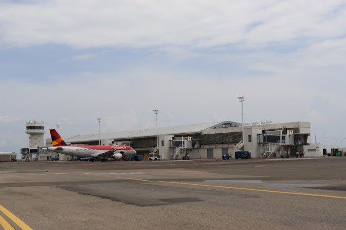 El Ministerio de Transporte informó que no se descarta la posibilidad de que el aeropuerto de Santa Marta sea reubicado - crédito Europa Press