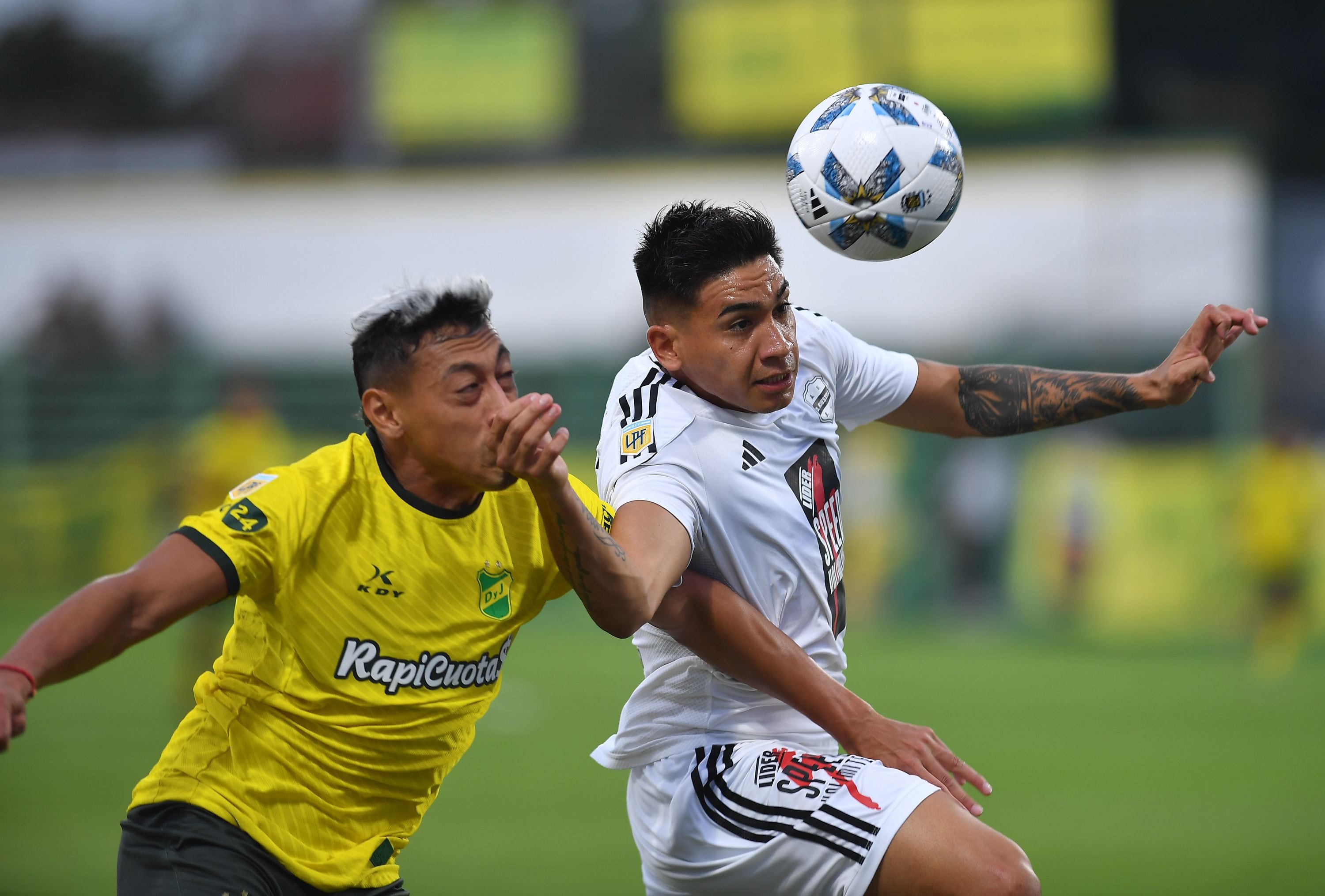 Defensa y Justicia vs. Riestra
