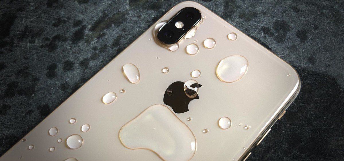 Expulsar agua del iPhone con Water Eject. (foto: ItsDailyTech)
