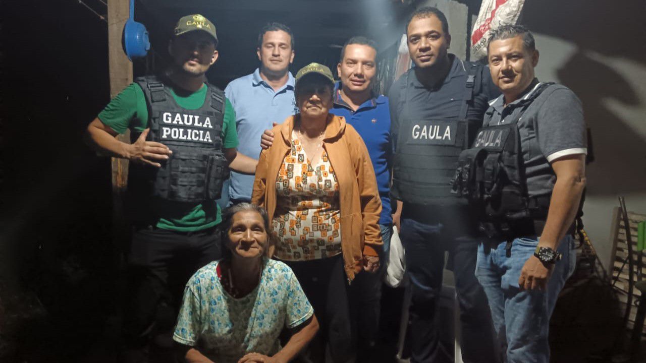 La señora Aura Embús fue dejada en libertad, está en buen estado de salud y está siendo atendida en el Hospital Departamental San Antonio de Padua - crédito suministrada