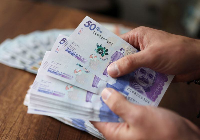 La pensión podría oscilar entre el 63% y el 74% del último salario del trabajador, dependiendo de la frecuencia de sus contribuciones - crédito REUTERS
