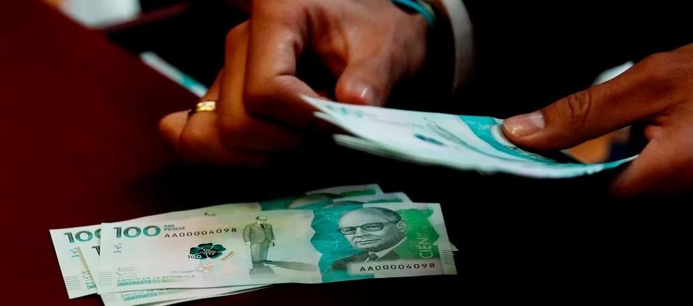 Pago de prima de mitad de año