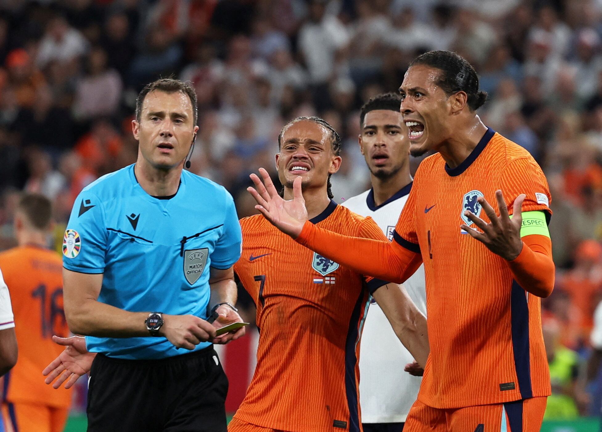 Virgil van Dijk durante el partido frente a Inglaterra (Lee Smith, REUTERS)