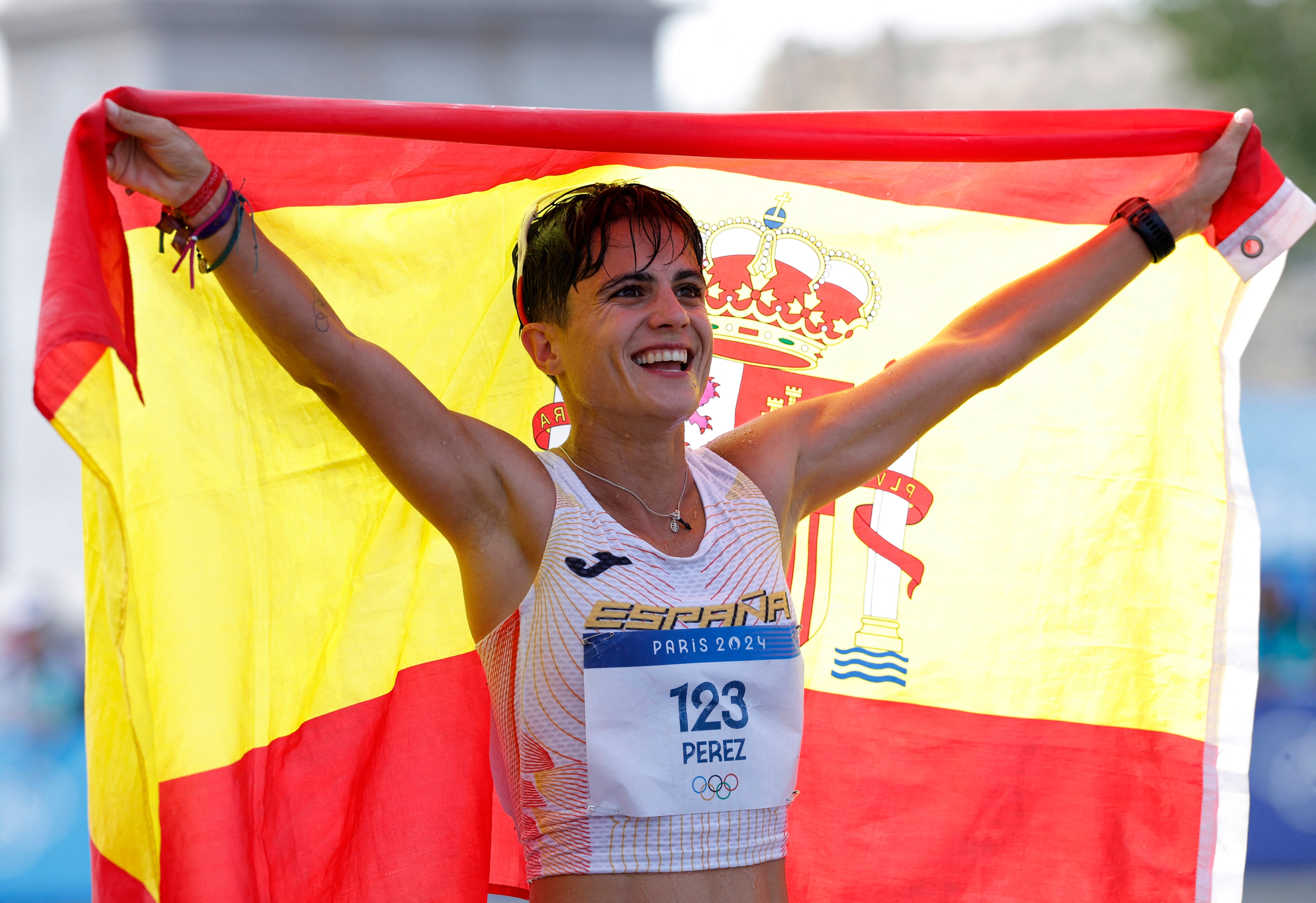 María Pérez tras cruzar la meta en Paris 2024. (Amanda Perobelli/REUTERS)